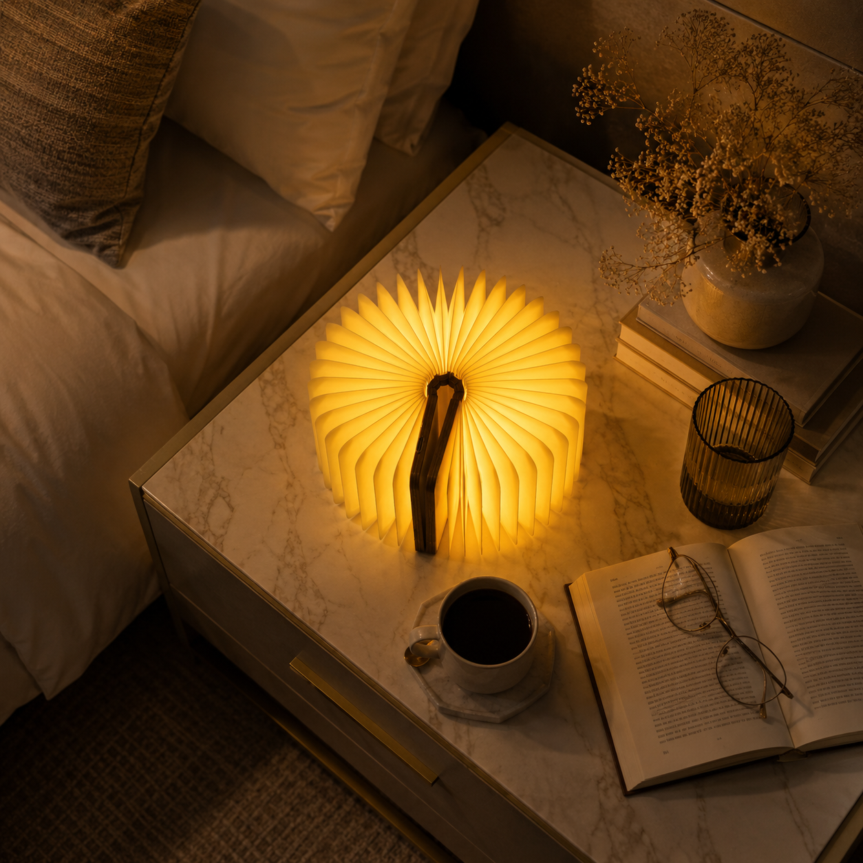 Story Fold Lamp