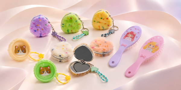 Mirrors & Hair brushes